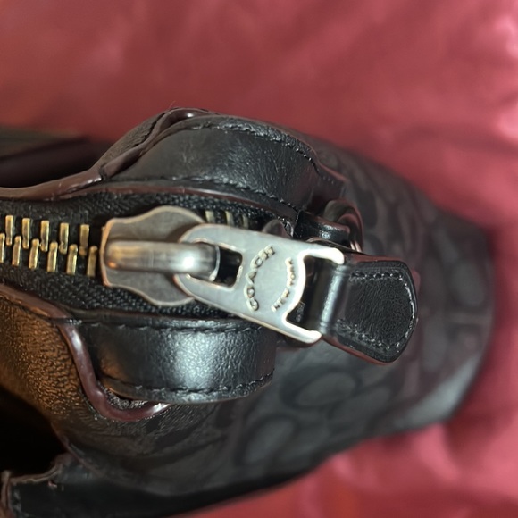 SOLD 🌹COACH Beckett Pocket Brief In Signature Canvas - Picture 6 of 10